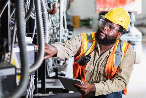  Garnet, CA Electrician Pros